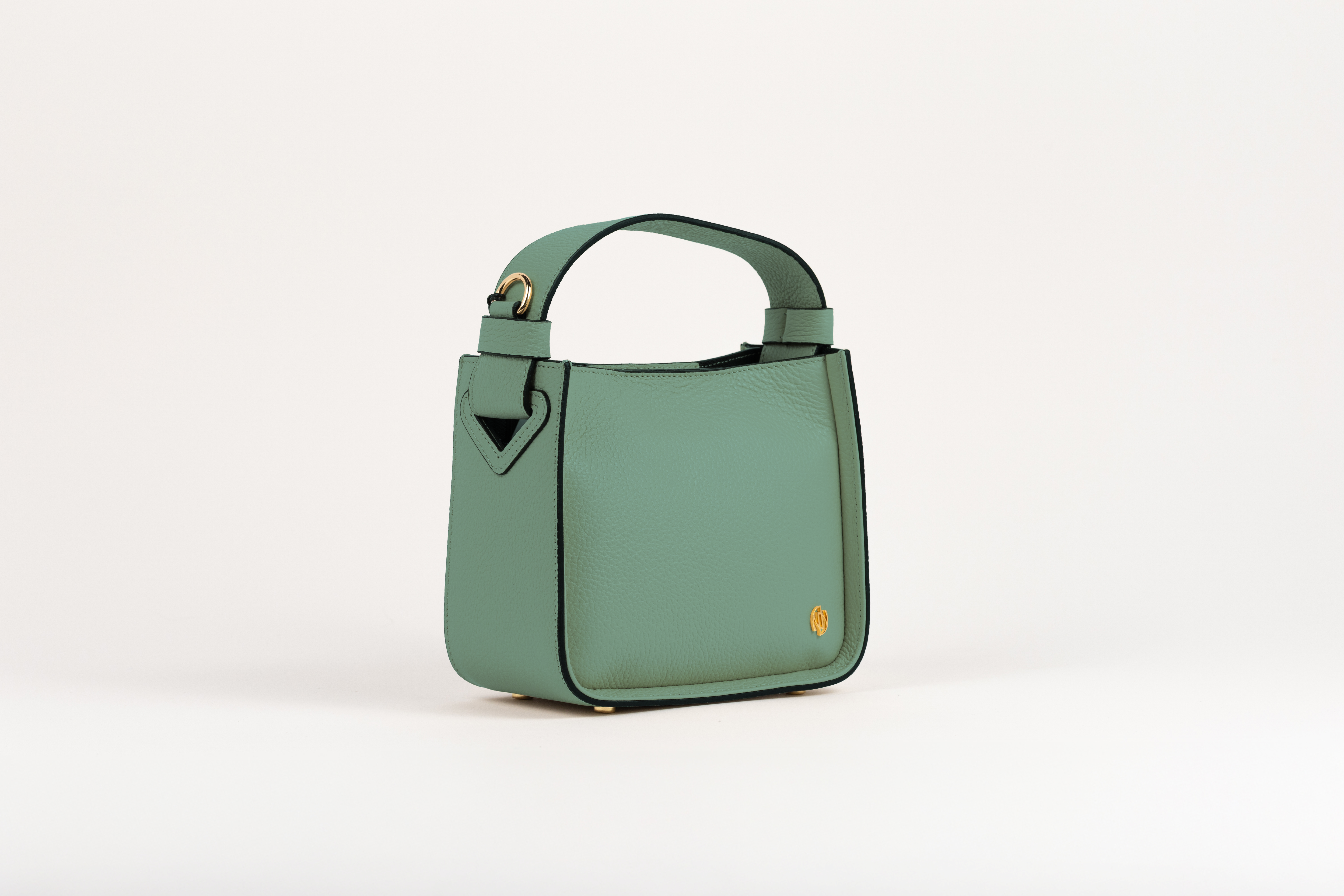 Affinée Élan Mint handbag, front three-quarter view showing the opposite side